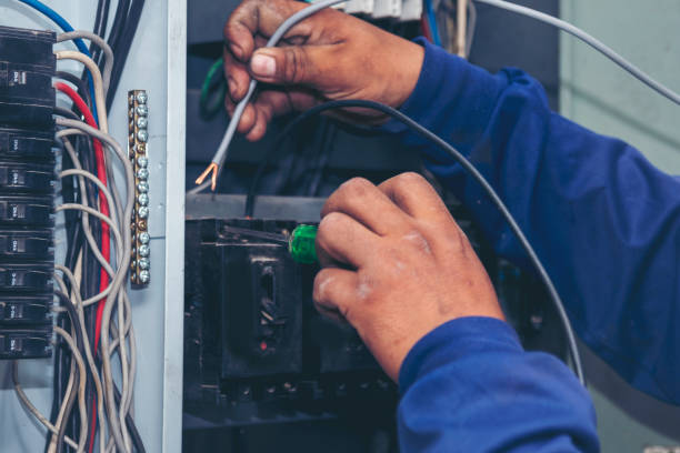 Best Affordable Emergency Electrician  in Hildale, UT